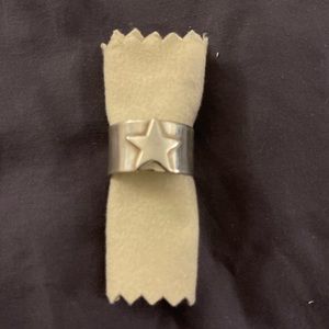 Chunky Sterling silver ring with star - Size 9